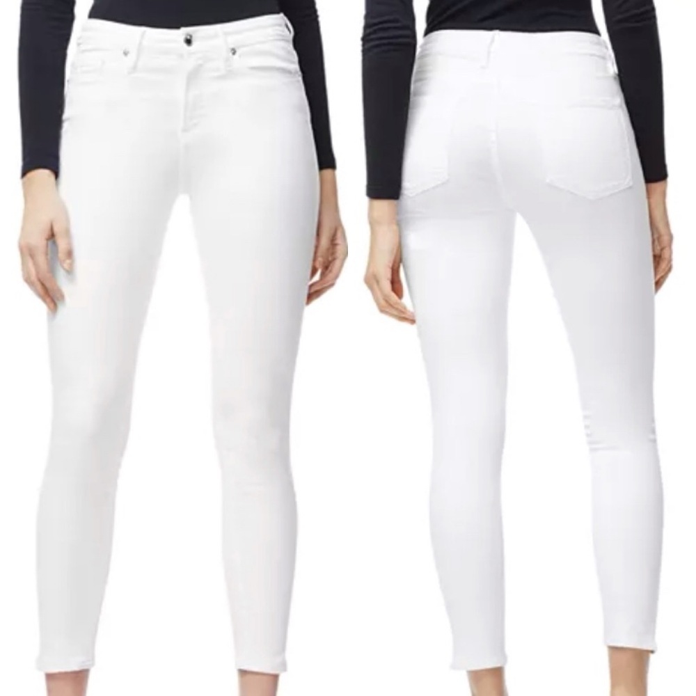 GOOD AMERICAN Good Legs Crop White Jeans!
